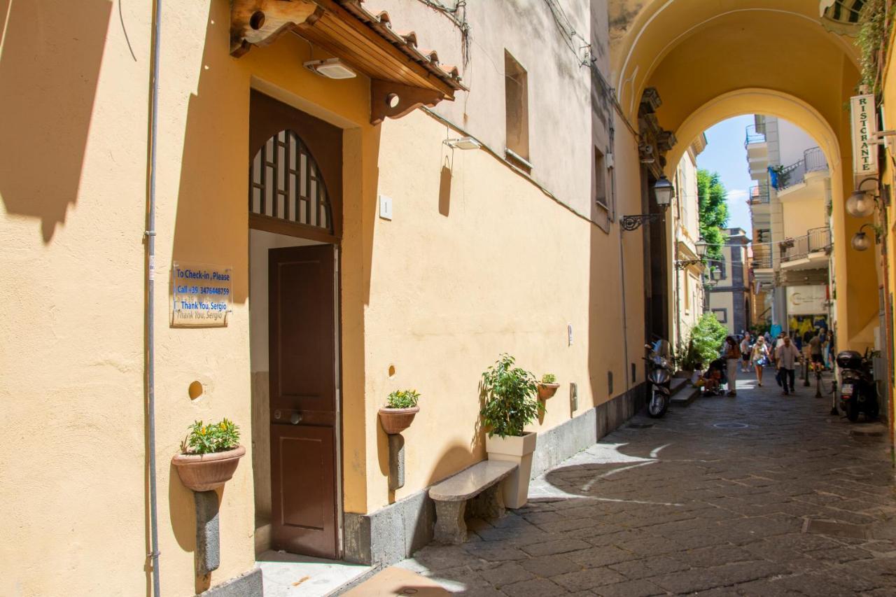 Il Palazzetto Bed & Breakfast Соренто Екстериор снимка